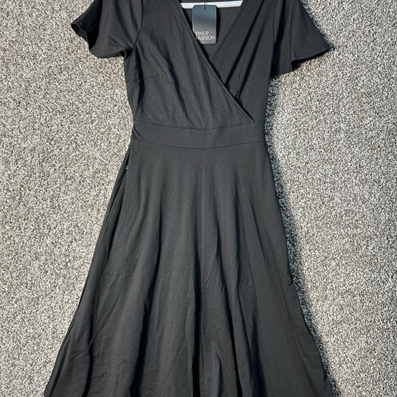 NWT women’s Pinup fashion Wrap V Neck Midi dress SZ Medium - Picture 6 of 10